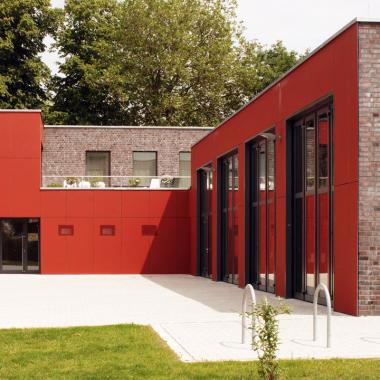 Feuerwehrgerätehaus Gievenbeck - Neubau Fahrzeughalle sowie Seminarbereich und Betriebswartwohnung in Münster